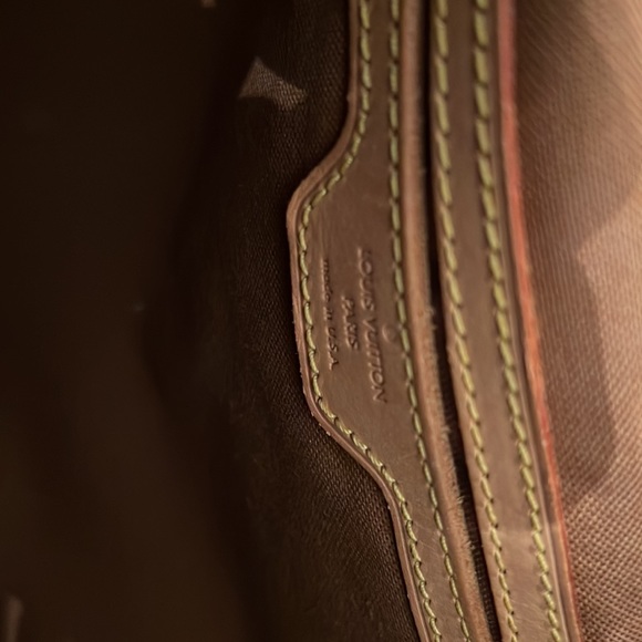 Louis Vuitton authentic backpack. Amazing condition. - Picture 11 of 15